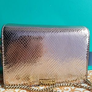 SOLD!!New Michael kors MD Gusset Clutch